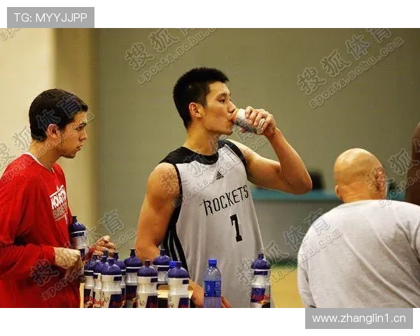 林书豪家里冰箱贴满训练时间表，连喝水都要掐秒