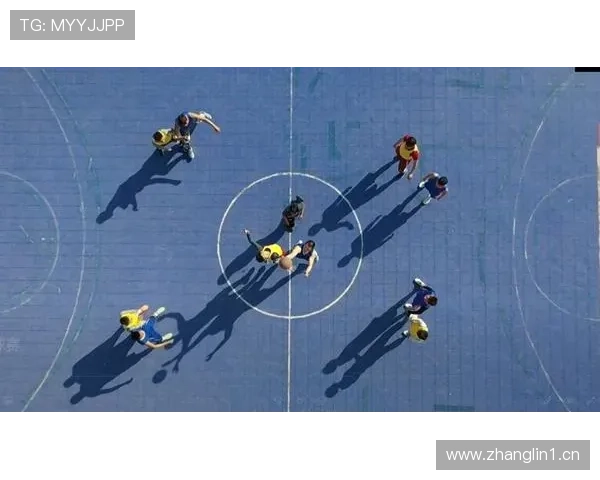 一分钟看懂篮球跳球规则：如何开球和交替拥有